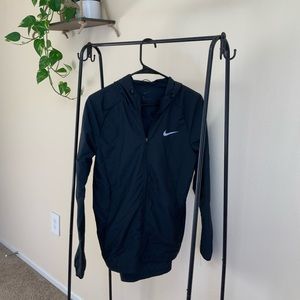 Black Nike windbreaker jacket